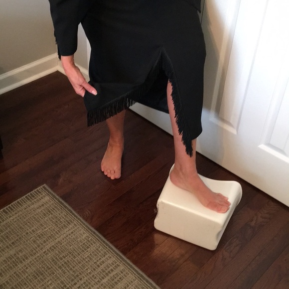 Women’s-2 piece, skirt, blazer, formal suit. - Picture 3 of 7